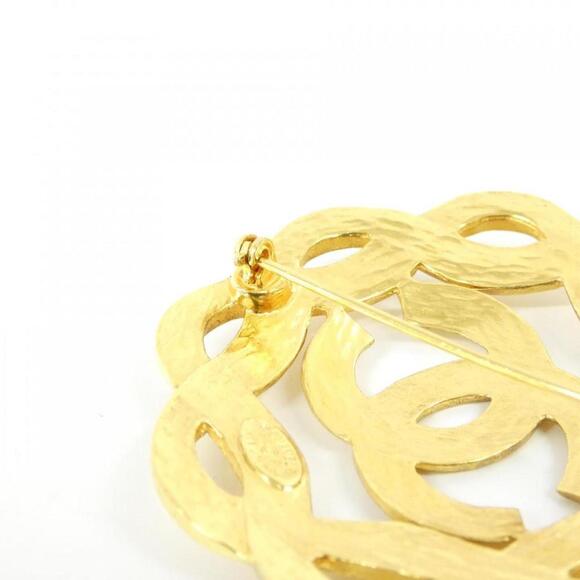 CHANEL Gold Brooch - Picture 3 of 3